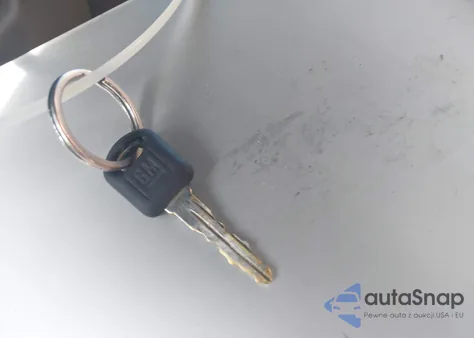 2005 Saturn Relay Fwd from USA, damaged, VIN 5GZDV23L05D195391